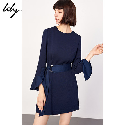 Lily2018冬新款女装OL通勤系腰带圆领荷叶袖连衣裙118420C7643